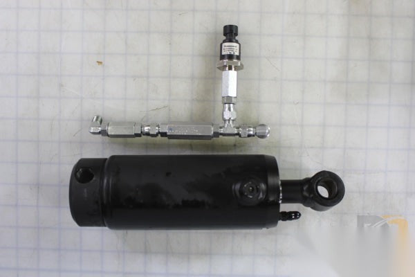 ASSEMBLY CYLINDER REAR NUVL855R KIT SHIPOUT 75801RFNAKS