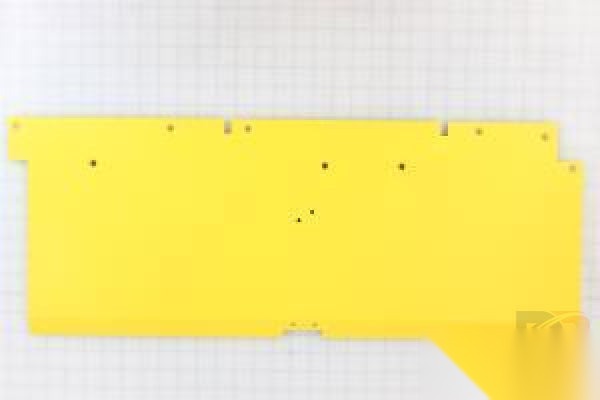 Plate- Rear Barrier Yellow Textured Kit Shipout 75411RMNYTKS