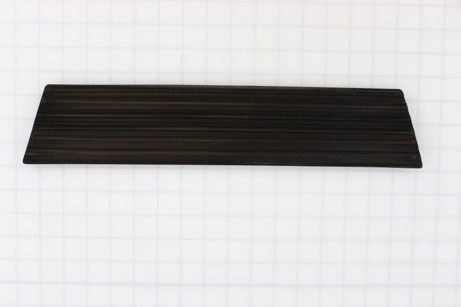 E51935-13 TREAD STEP FLARE DRIVER / PASSENGER 2013 MY