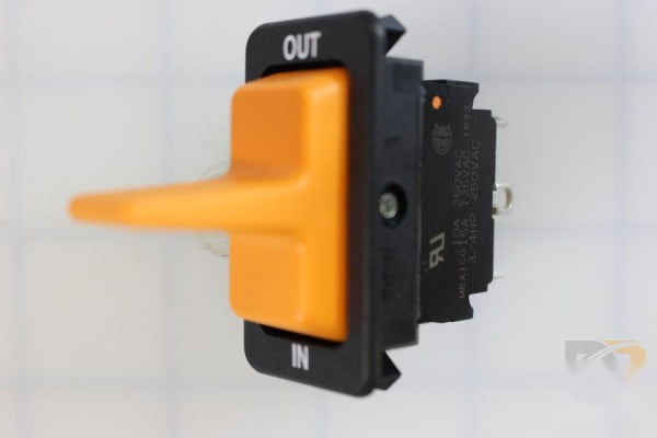 Switch SPDT Tgl Solder Lug O / I 17930